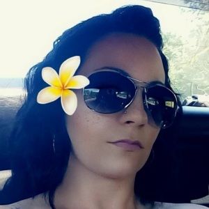 Meet your Posher, Stacy